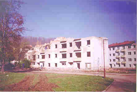 Kako je izgledao grad nakon bombardovanja od strane avijacije JNA, 1992 godine 